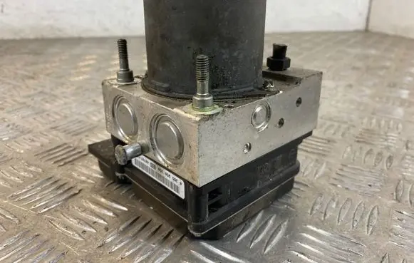 Audi A6 S6 C6 4F ABS Pump 4F0910517E 4F0614517A