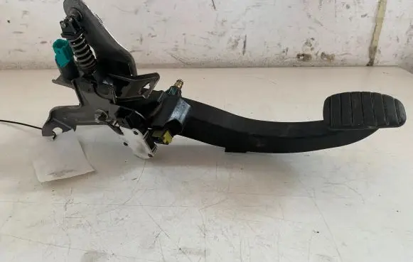 Clutch pedal