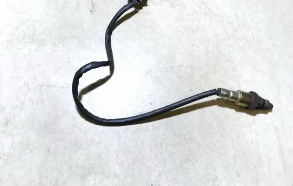 Mercedes-Benz C W205 Lambda probe sensor a0075426418 0258030009