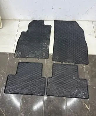 Opel Astra J Car floor mat set 
