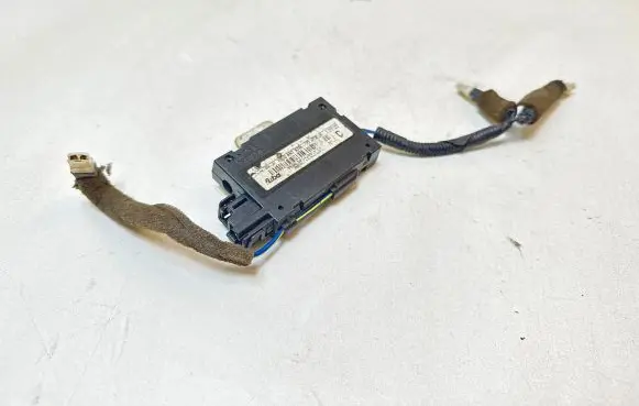 Honda Accord Antenna control unit 12221459