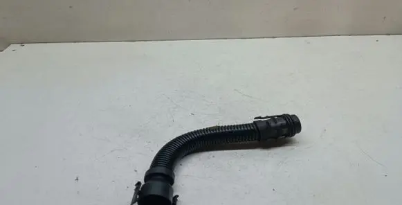 BMW X3 E83 Breather hose/pipe 58650910