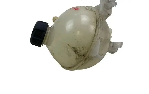 Citroen C4 Cactus Coolant expansion tank/reservoir 9800777280