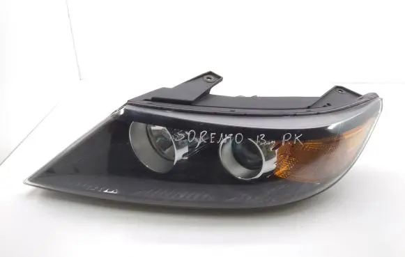 KIA Sorento Headlight/headlamp 921012P150 130732919301
