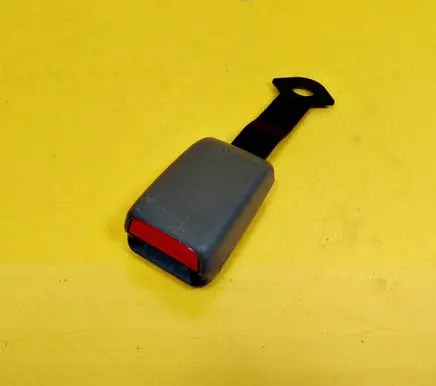 Mazda 6 Front seatbelt buckle 