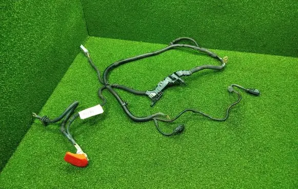 Toyota Proace Positive cable (battery) 9815735680 9805290380