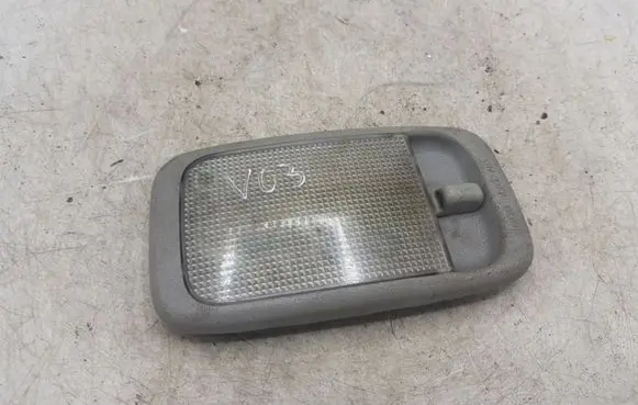 Toyota Avensis Verso Rear seat light NOCODE