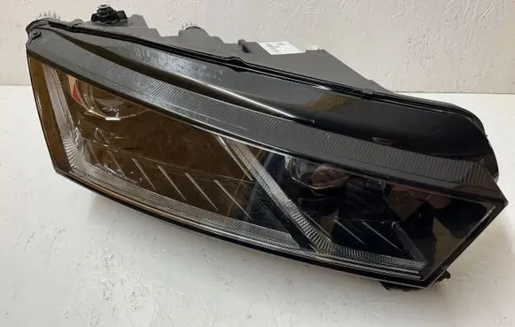 Skoda Octavia Mk4 Headlight/headlamp 5E4941016A