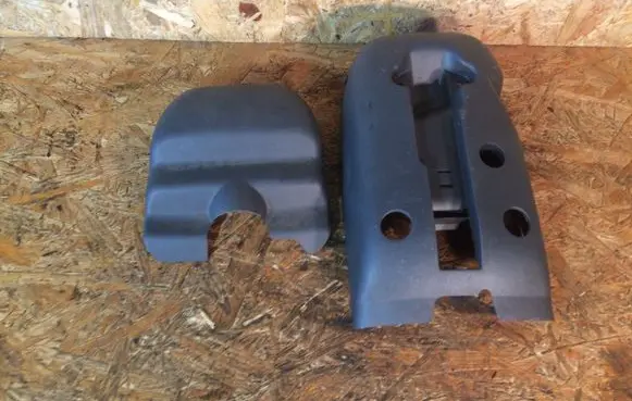 Steering wheel column trim