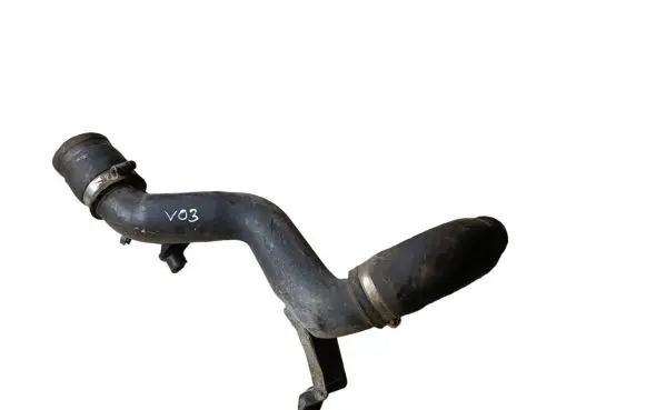Toyota Avensis T220 Intercooler hose/pipe