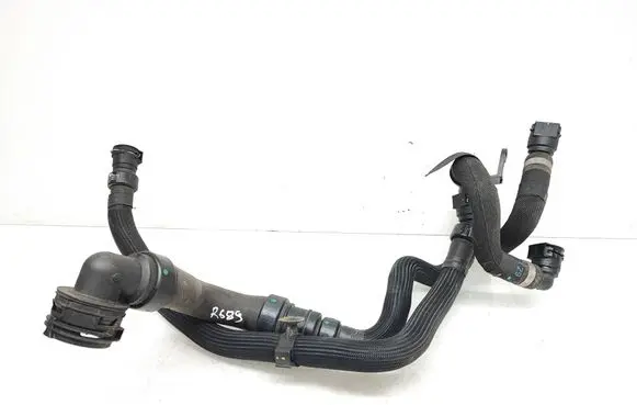 Opel Vivaro Electric car engine cooling hoses/pipes 9830668180