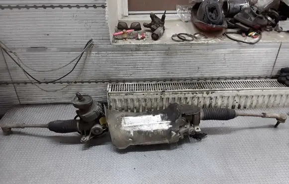 Skoda Octavia Mk2 (1Z) Steering rack 7805501266 1K1909144H