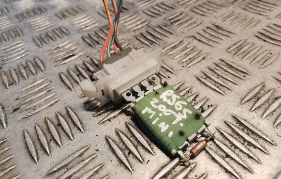 Mini One - Cooper Coupe R56 Heater blower motor/fan resistor