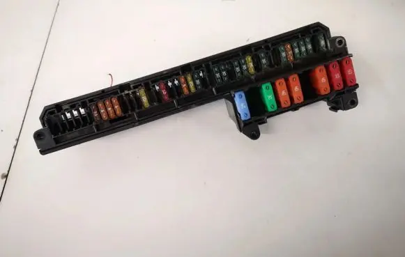 BMW 5 E60 E61 Fuse box set 6114695733002 61146957330-02