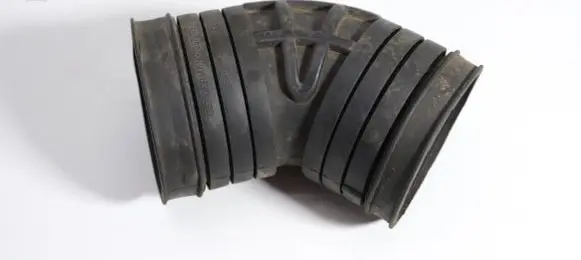 Audi A8 S8 D2 4D Air intake hose/pipe 057129627A