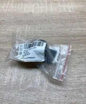 Volkswagen PASSAT B6 Rear parking sensor holder (PDC) 3C9919486F