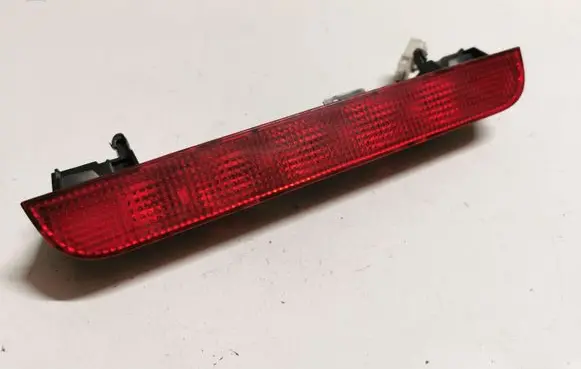 Nissan X-Trail T30 Third/center stoplight