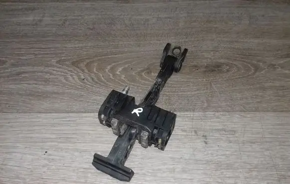 Volvo V70 Rear door check strap stopper 30715021