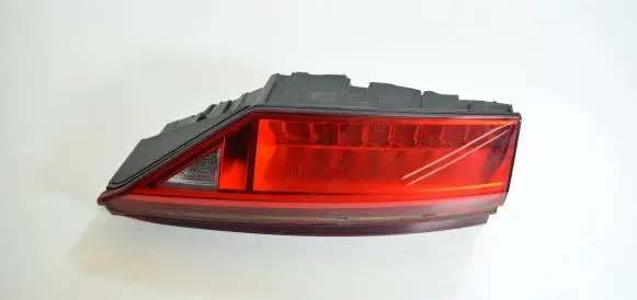 Audi A6 S6 C8 4K Tailgate rear/tail lights 4K5945075