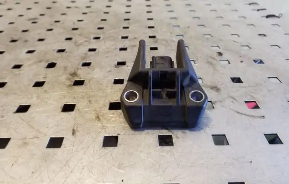 Toyota RAV 4 (XA20) Airbag deployment crash/impact sensor 8917345050