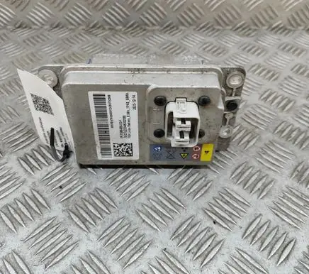 Tesla Model Y Hybrid / electric car battery 159848600F
