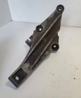 BMW 5 E39 Engine mounting bracket 1092425