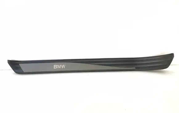 BMW 5 E60 E61 Side skirt front trim 7034303