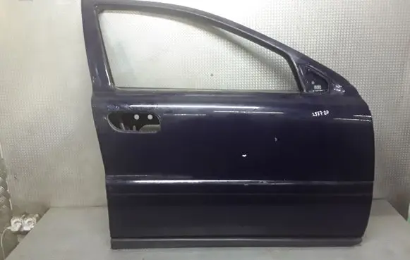 Volvo V70 Front door