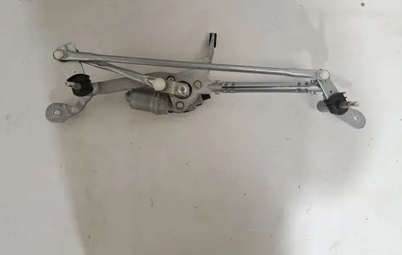 BMW X4 G02 Front wiper linkage and motor 7399004