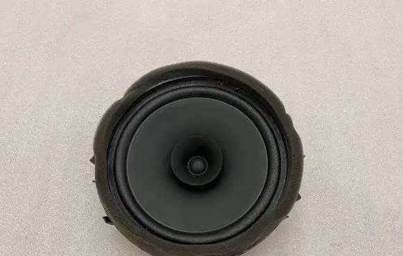 Mitsubishi Outlander Front door speaker 8720A166