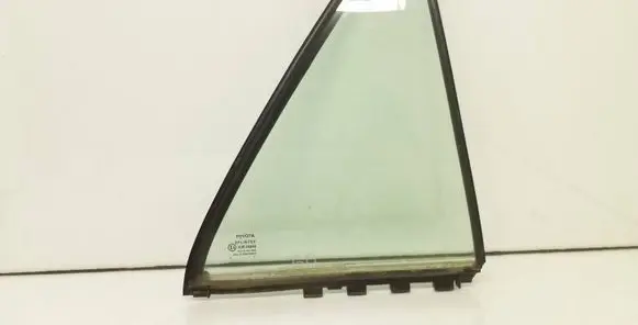 Toyota Avensis T250 Rear vent window glass 