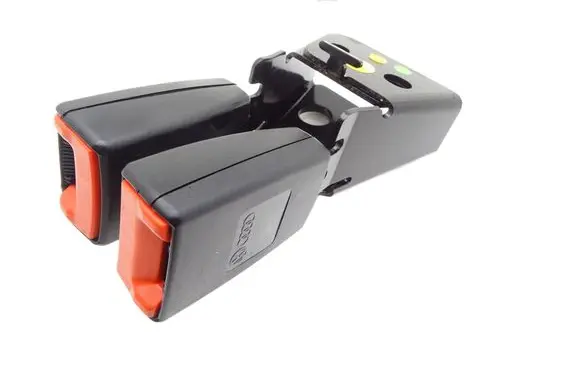Audi Q7 4L Rear seatbelt buckle 4L0857739G
