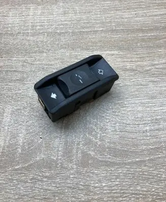 BMW 5 E60 E61 Sunroof switch 6907288 03015010