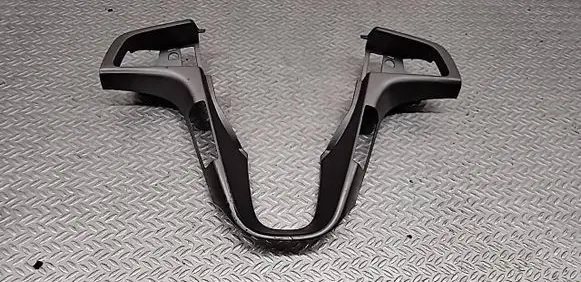 Hyundai i20 (PB PBT) Steering wheel trim 