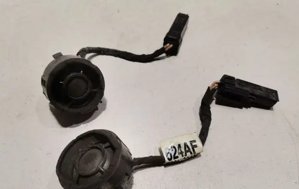 Jeep Grand Cherokee Front door high frequency speaker 05091018AA