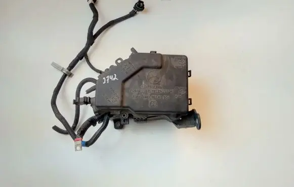 Alfa Romeo Giulietta Fuse module 50526933