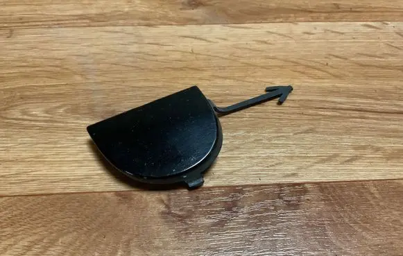 Renault Megane III Front tow hook cap/cover 511801897R