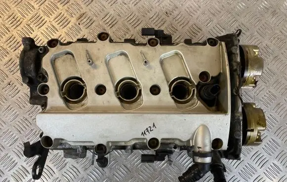 Audi A4 S4 B7 8E 8H Engine head 06E103374B 06E036C 06E103472L