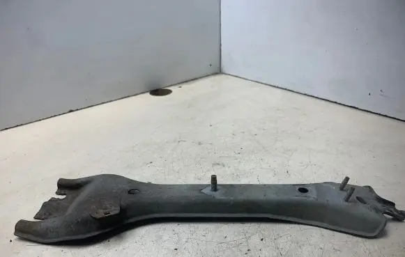 Nissan Tiida C11 Horn signal holder/bracket 