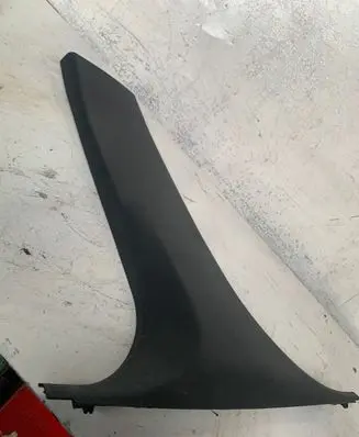 BMW 1 F20 F21 (B) pillar trim (bottom)