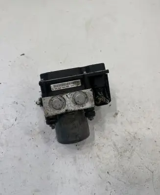 Peugeot 308 ABS Pump 0265950560 79015L1460