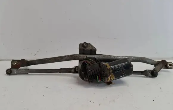 Audi A4 S4 B5 8D Front wiper linkage and motor 8D1955113 0390241117 053572