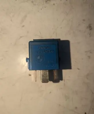 BMW 5 E60 E61 Other relay 6915327