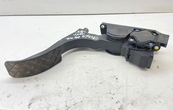 Skoda Fabia Mk1 (6Y) Accelerator throttle pedal 6Q1721503 0281002378 191201787
