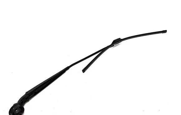 Front wiper blade arm