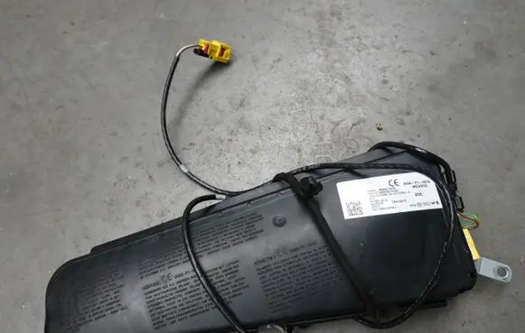 Volkswagen Beetle A5 Seat airbag 5C5880242B