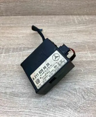 Mercedes-Benz E W211 Alarm control unit/module A2118209626 510080490 WITHPLUG