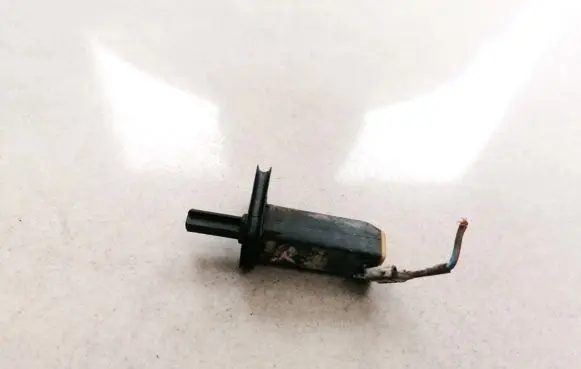 Audi 100 S4 C4 Front door sensor coupe 893947561B