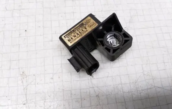 Renault Megane II Airbag deployment crash/impact sensor 8200682396 8200682396AH