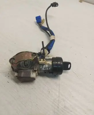 Subaru Forester SF Ignition lock